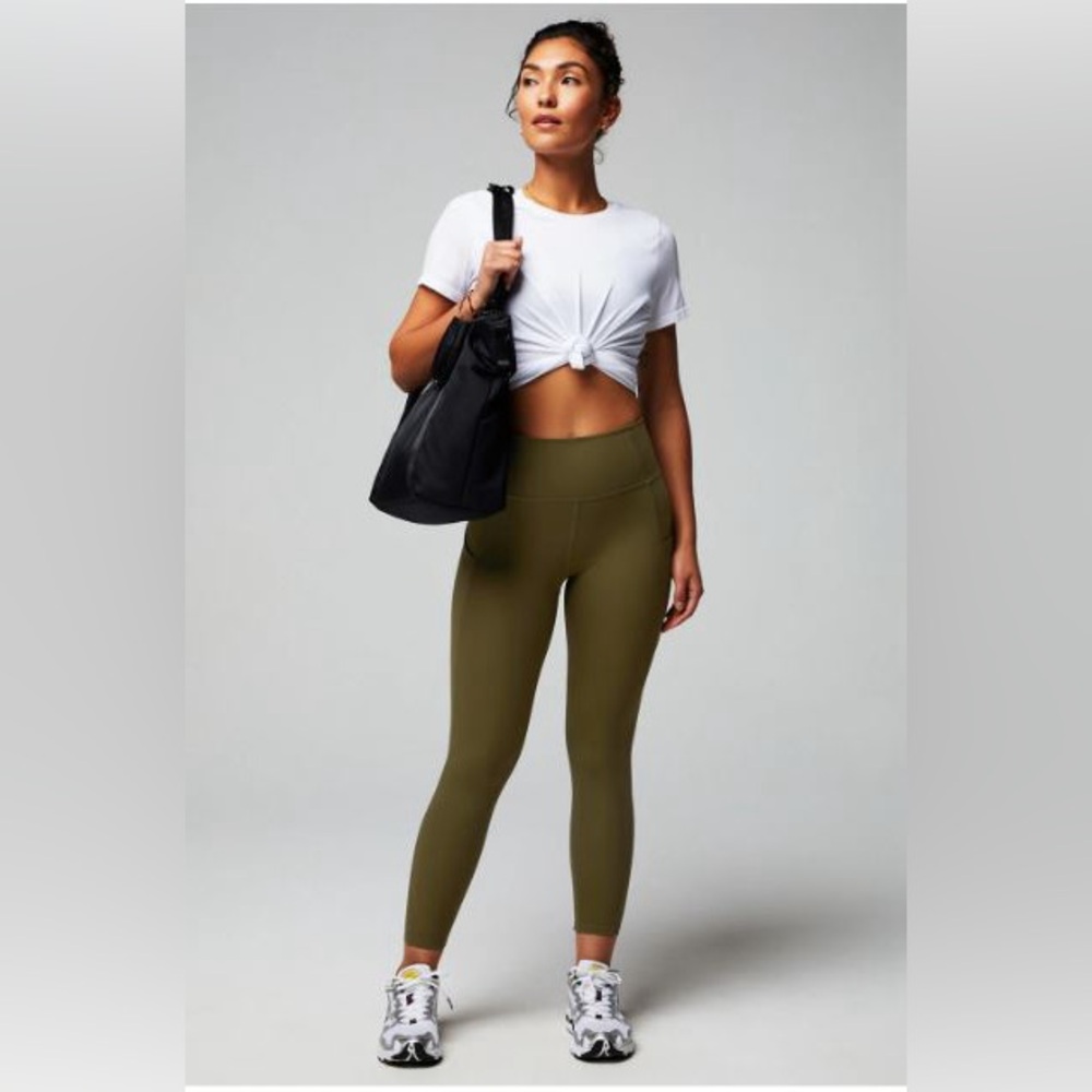 NWT- Fabletics PureLuxe High-Waisted Pocket 7/8 Leggings - DARK MOSS (24”) New!!